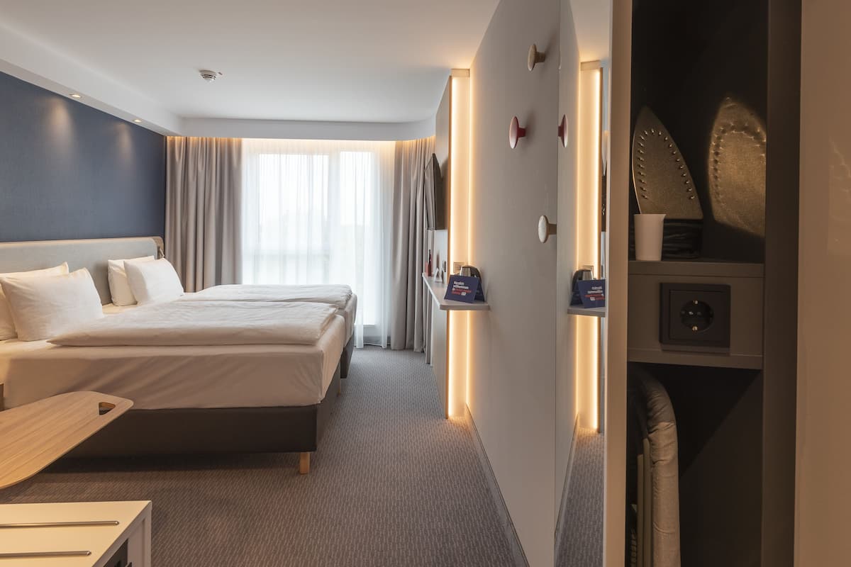 Allergikerbettwaren, Zimmersafe, Schreibtisch