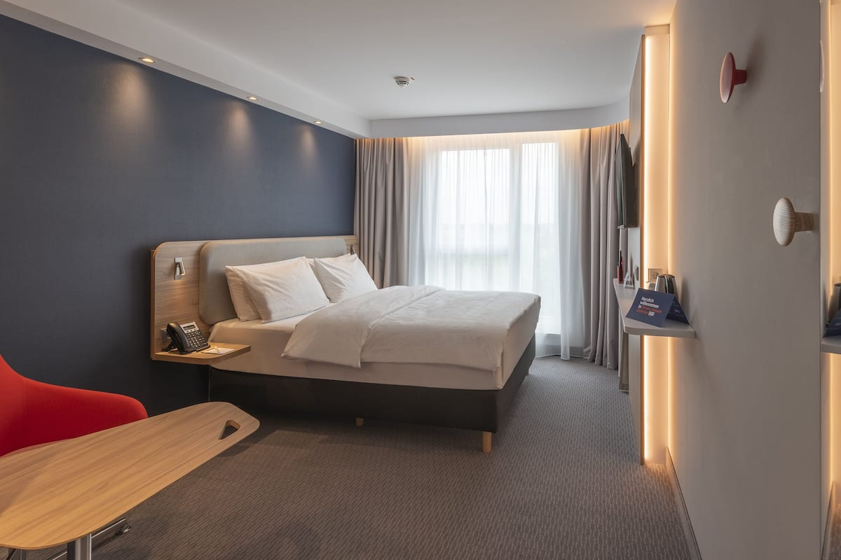 Allergikerbettwaren, Zimmersafe, Schreibtisch