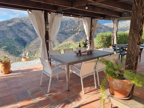 Casa Havana Beautiful Villa  4 bedroom 2 bathroom, Private Pool & BBQ 