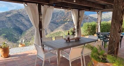 Casa Havana Beautiful Villa 4 bedroom 2 bathroom, Private Pool & BBQ