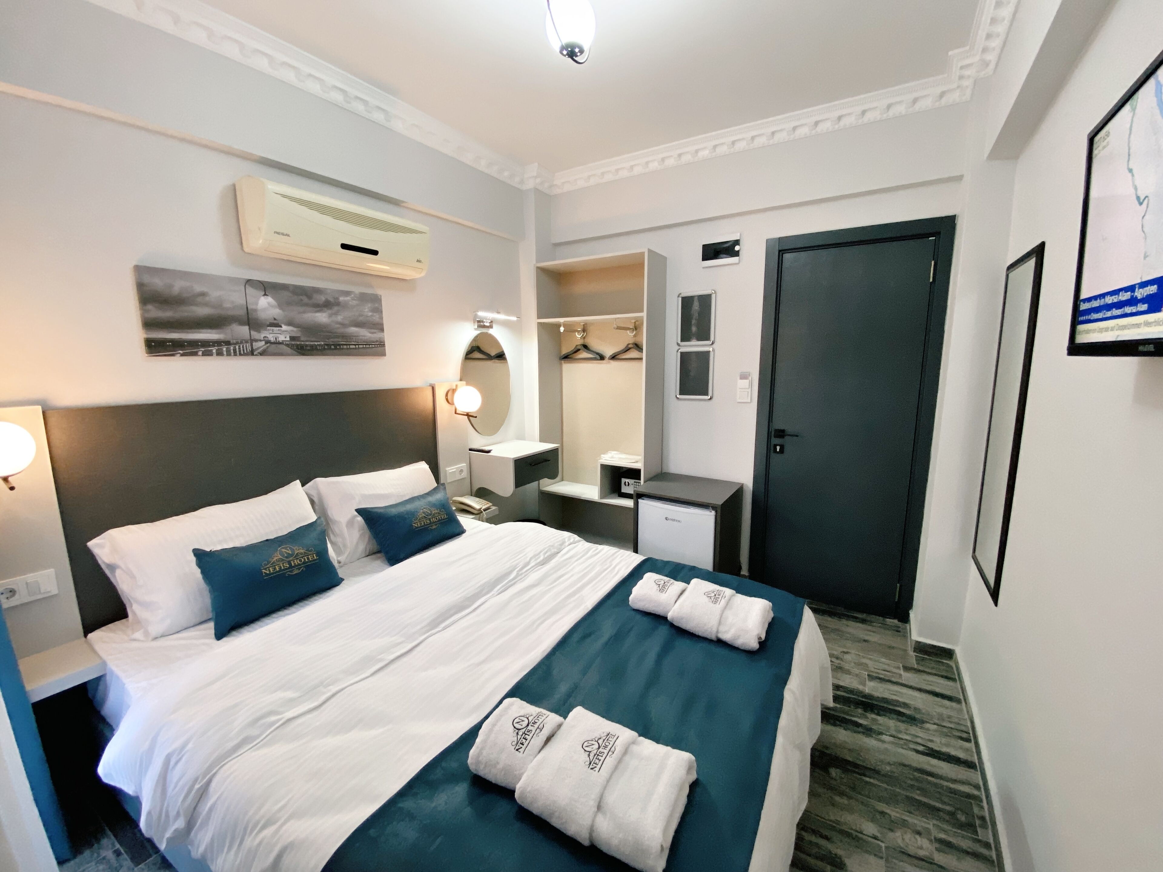economy double room, balcony | in-room safe, free wifi, bed sheets