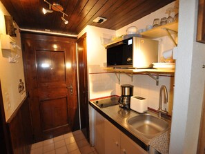 Frigorifero, microonde, forno
