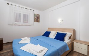 2 bedrooms, free WiFi, bed sheets