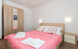2 chambres, Wi-Fi gratuit, draps fournis