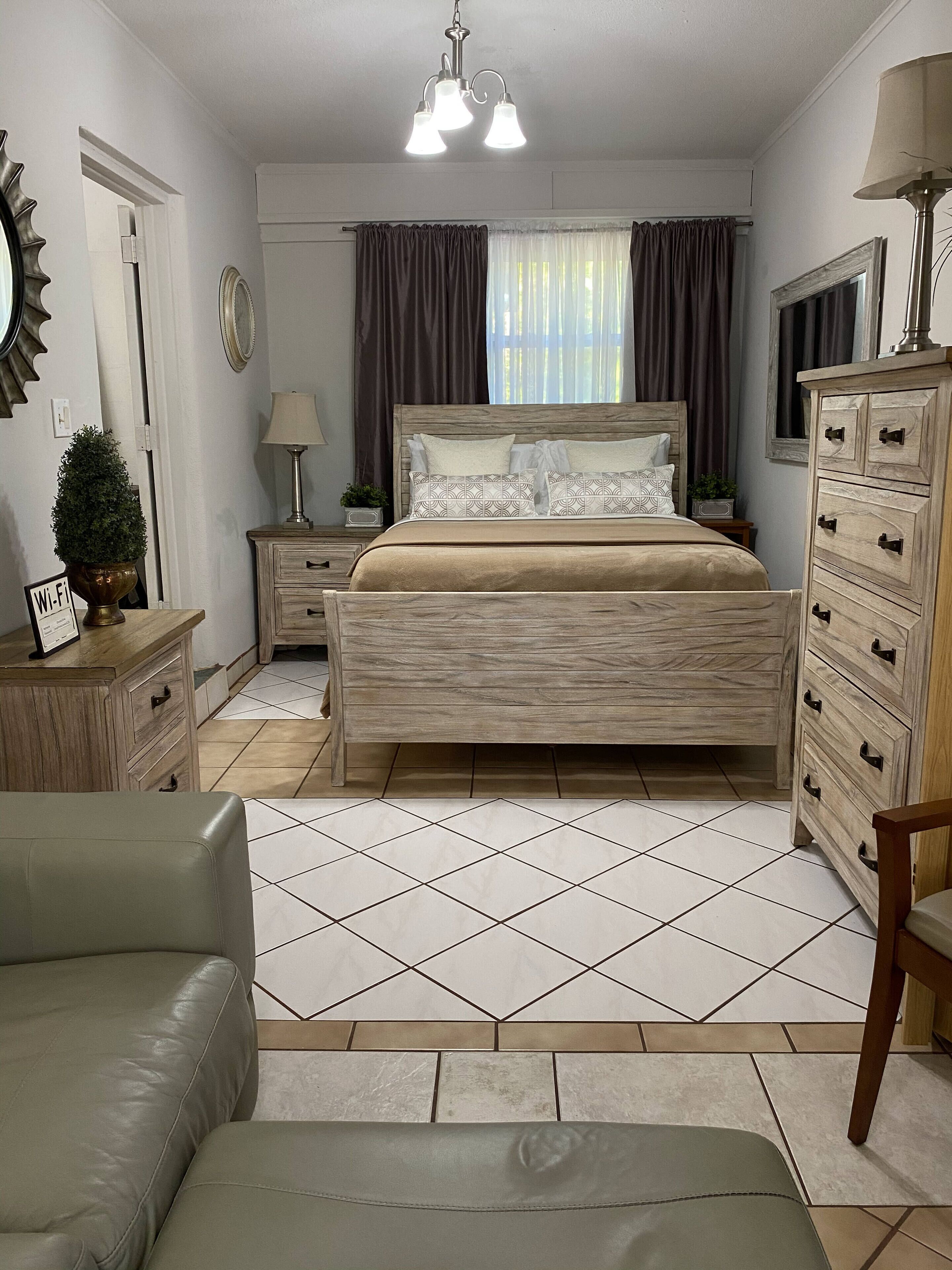 1 chambre, bureau, Wi-Fi, draps fournis