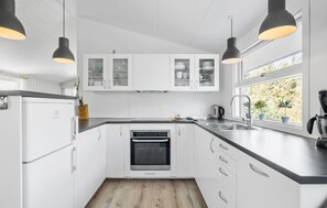 Kühlschrank, Geschirrspüler