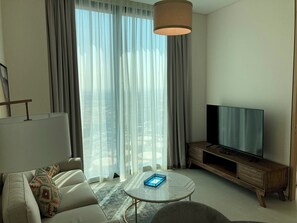 0-cm plasma TV with satellite channels, TV - Luxury at The Address Jumeirah Beach Residence (Dubai)