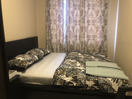 Luxury BR Near City Center & Metro – 1 Min Walk