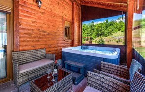 مغطس سبا خارجي