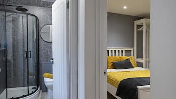1 Schlafzimmer, Bügeleisen/Bügelbrett, Reisekinderbett, kostenloses WLAN