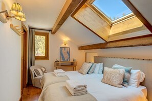 3 chambres, bureau, Wi-Fi, draps fournis