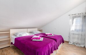 2 Schlafzimmer, Bügeleisen/Bügelbrett, kostenloses WLAN, Bettwäsche