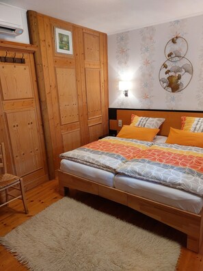 3 Schlafzimmer, Bügeleisen/Bügelbrett, kostenloses WLAN, Bettwäsche