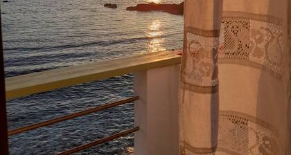 Milos By The Sea - Eco House