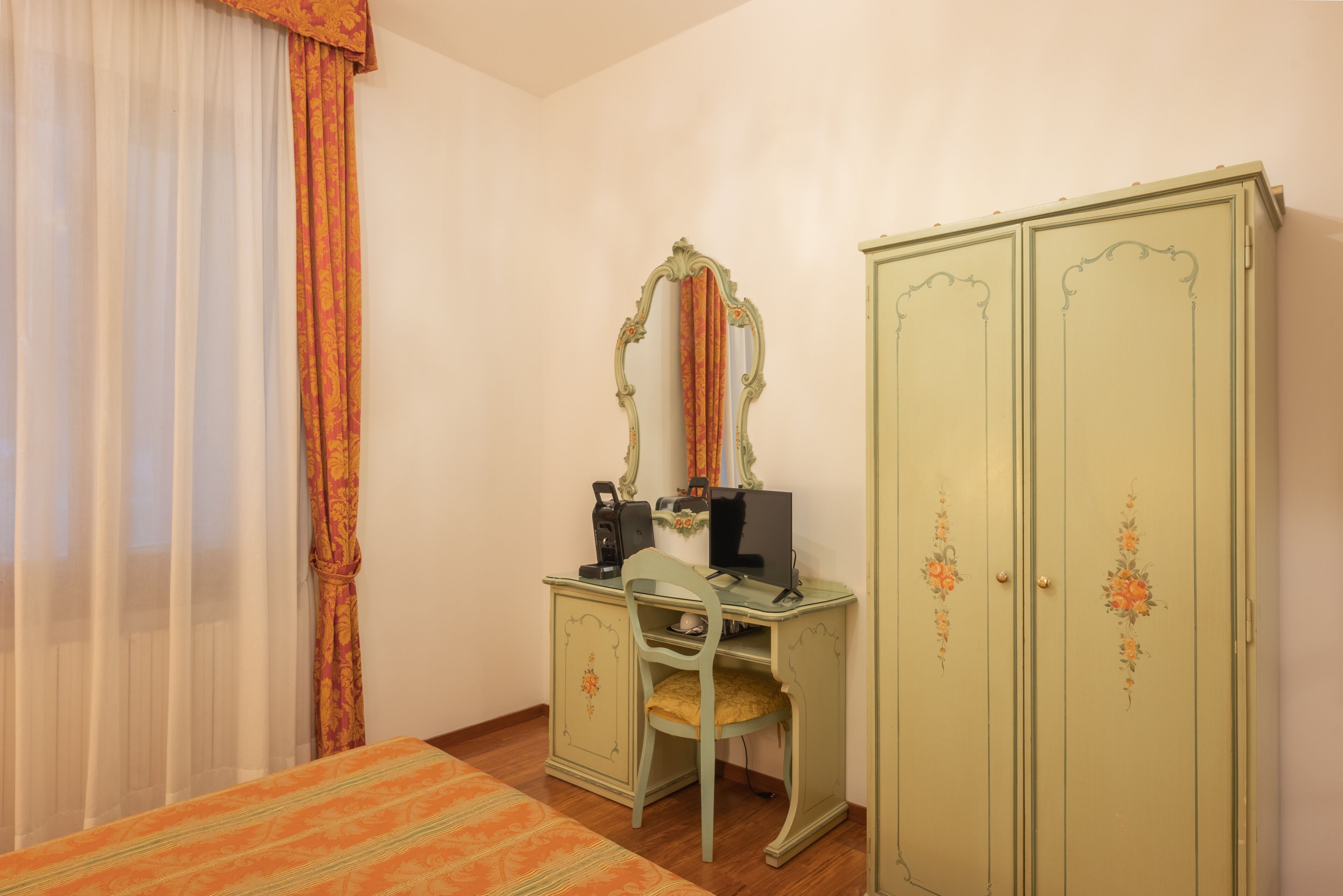 Standard Double Room | Premium bedding, minibar, individually decorated, individually furnished