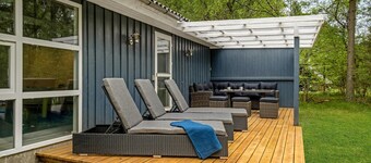 Cozy home in Hadsund with sauna