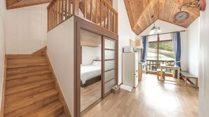 Basic Room, 2 Bedrooms (Eun hang) | Free WiFi - Gapyeong Highmong Pet-friendly Kids Pool (Gapyeong)