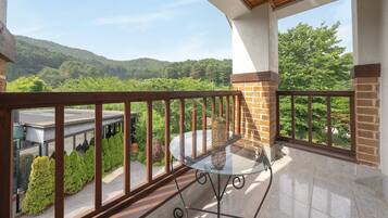 Basic Room, 2 Bedrooms (Mae hwa) | Free WiFi