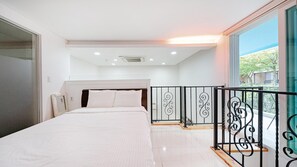 Basic Room, 2 Bedrooms (Poolvilla E)
