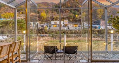 Gapyeong Ddobagi Pet & Spa Glamping