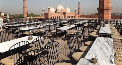 FortVista Eatery & Lodges Lahore