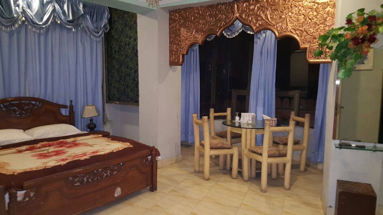 Standard Double Room | Iron/ironing board, free WiFi