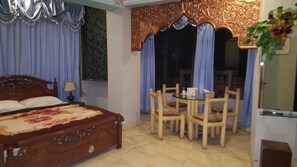 Dobbeltrom – standard | Strykejern/-brett og wi-fi (inkludert)