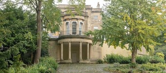 Pass the Keys | Delightful Cottage Sydney Gardens private parking