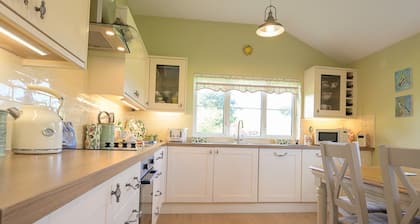 Pass the Keys | Porth Vaynor Farmhouse and Gardens