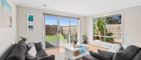 TV, videogiochi, Netflix, libri