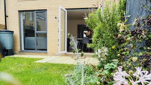 City House | City view - SA Today Taunton Fibre Wi-Fi Netflix (Taunton)