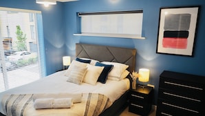 City House | 3 bedrooms, iron/ironing board, free WiFi, bed sheets - SA Today Taunton Fibre Wi-Fi Netflix (Taunton)