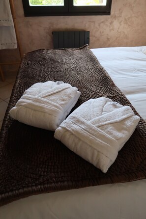 1 Schlafzimmer, Bügeleisen/Bügelbrett, Reisekinderbett, kostenloses WLAN
