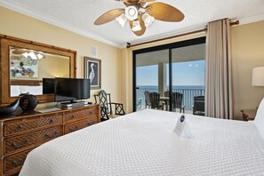 3 slaapkamers, een strijkplank/strijkijzer, gratis wifi, beddengoed