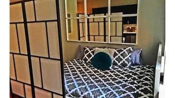 1 bedroom, iron/ironing board, WiFi, bed sheets