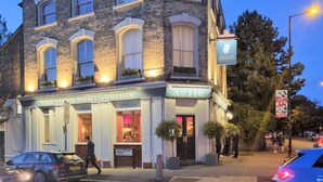 Apartment, 1 Queen Bed | Interior - Immaculate 1-bed Apartment in London (London)
