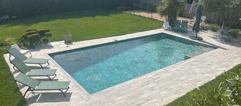GROUND FLOOR VILLA WITH SWIMMING POOL FREE PARK AND PETANQUE COURT