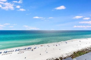 On the beach - Watercrest 1510- Timeless Memories- 2 Free Beach Chairs! (Panama City Beach)