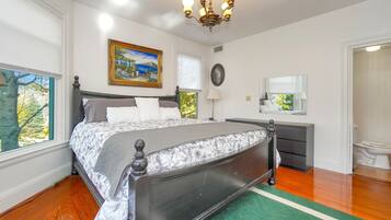 8 Schlafzimmer, Schreibtisch, Bügeleisen/Bügelbrett, kostenloses WLAN