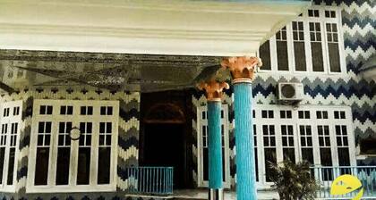 Shahi Palace Guest House