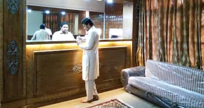 Shahi Palace Guest House