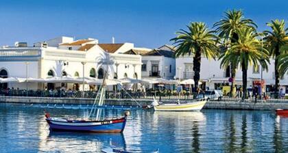 Dream Location with heated Pool