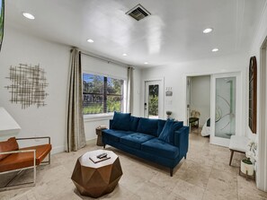 Smart TV, table tennis - Miami Design District 4 Bedroom 3 Bathroom Home - Amazing backyard with POOL (Miami)