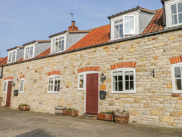 Cottage | Interior - Barn Cottage (York)