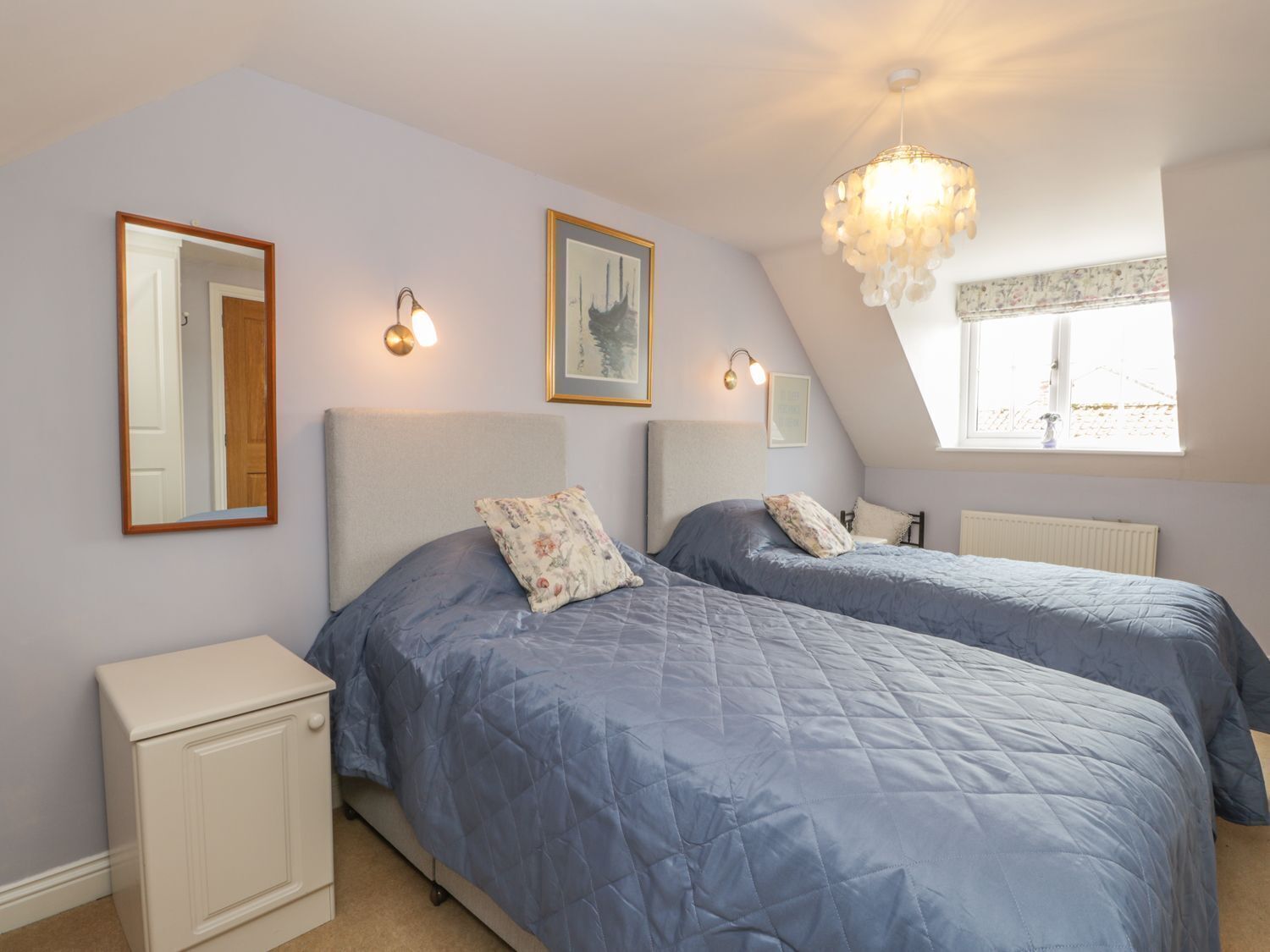 Casa de campo | 2 habitaciones, decoración personalizada y muebles diferentes 