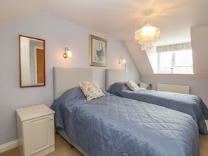 Cottage | 2 bedrooms, individually decorated, individually furnished, free WiFi - Barn Cottage (York)