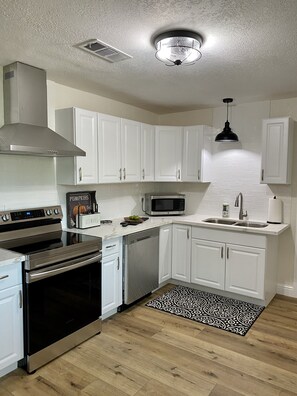 Fridge, microwave, oven, stovetop - AC Farmhouse in Old Town  (Clovis)