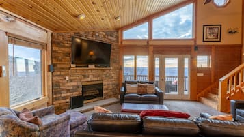 Smart TV, fireplace, DVD player, foosball