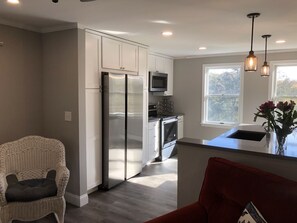 Interior - Newly Renovated Private Quiet Cape 1/2 mile from the beach (Old Saybrook)