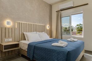 Leilighet – deluxe | Safe på rommet, strykejern/-brett, wi-fi (inkludert) og sengetøy